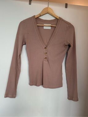 Citizens of Humanity Scarlett Henley in Nougat, Size Small